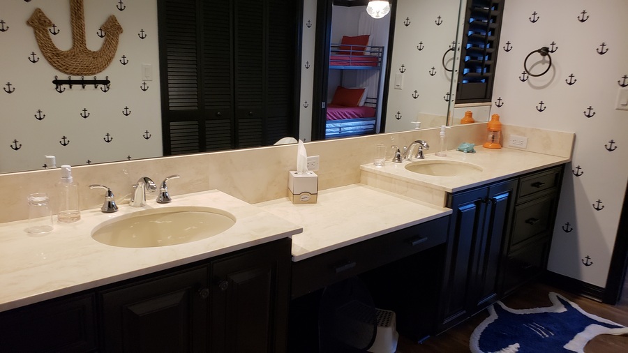 Kids Bath Vanity